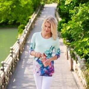 Soft Surroundings Aqua Floral Sweater Crew Neck Pullover Size XS Long Sleeve VG
